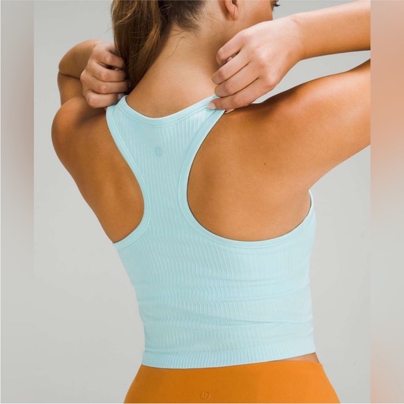 LULULEMON Ebb to Street Cropped Racerback Tanktop Icing Blue Size 8 - Picture 2 of 4
